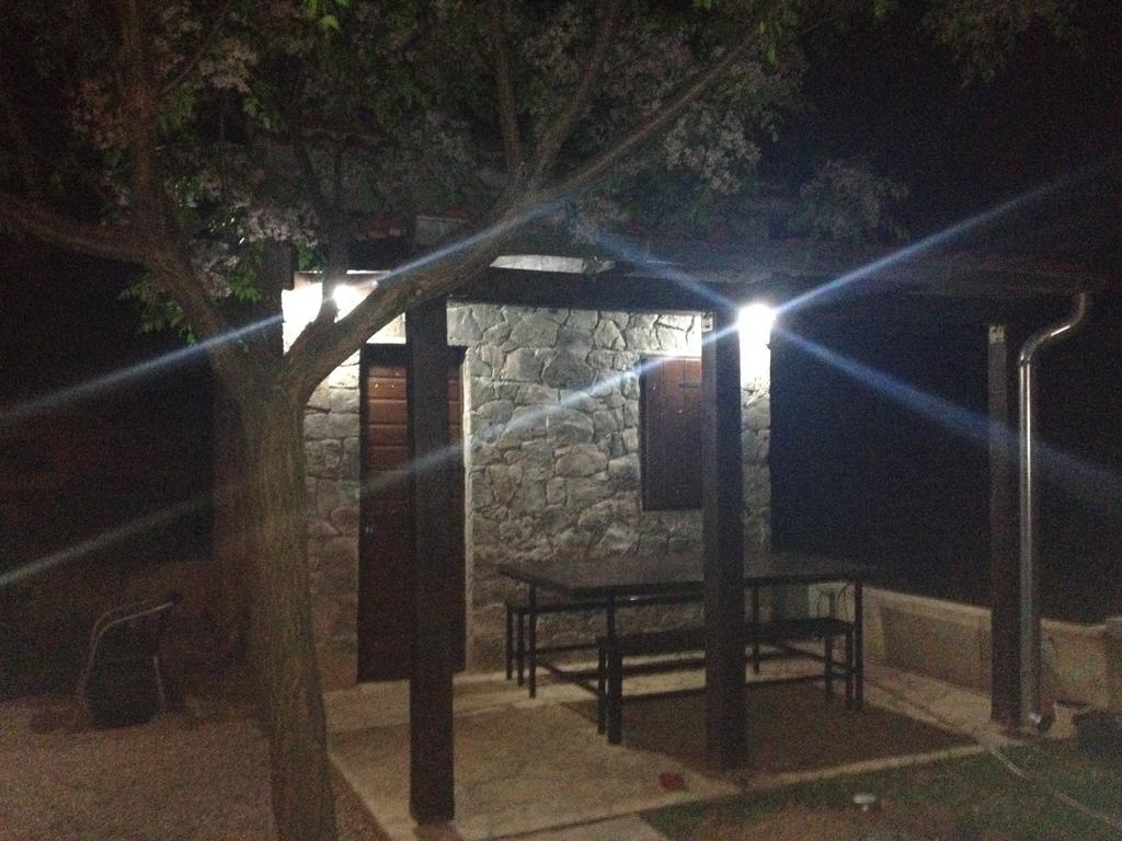 Gabi Rooms&Studio Apartment Lozovac Esterno foto